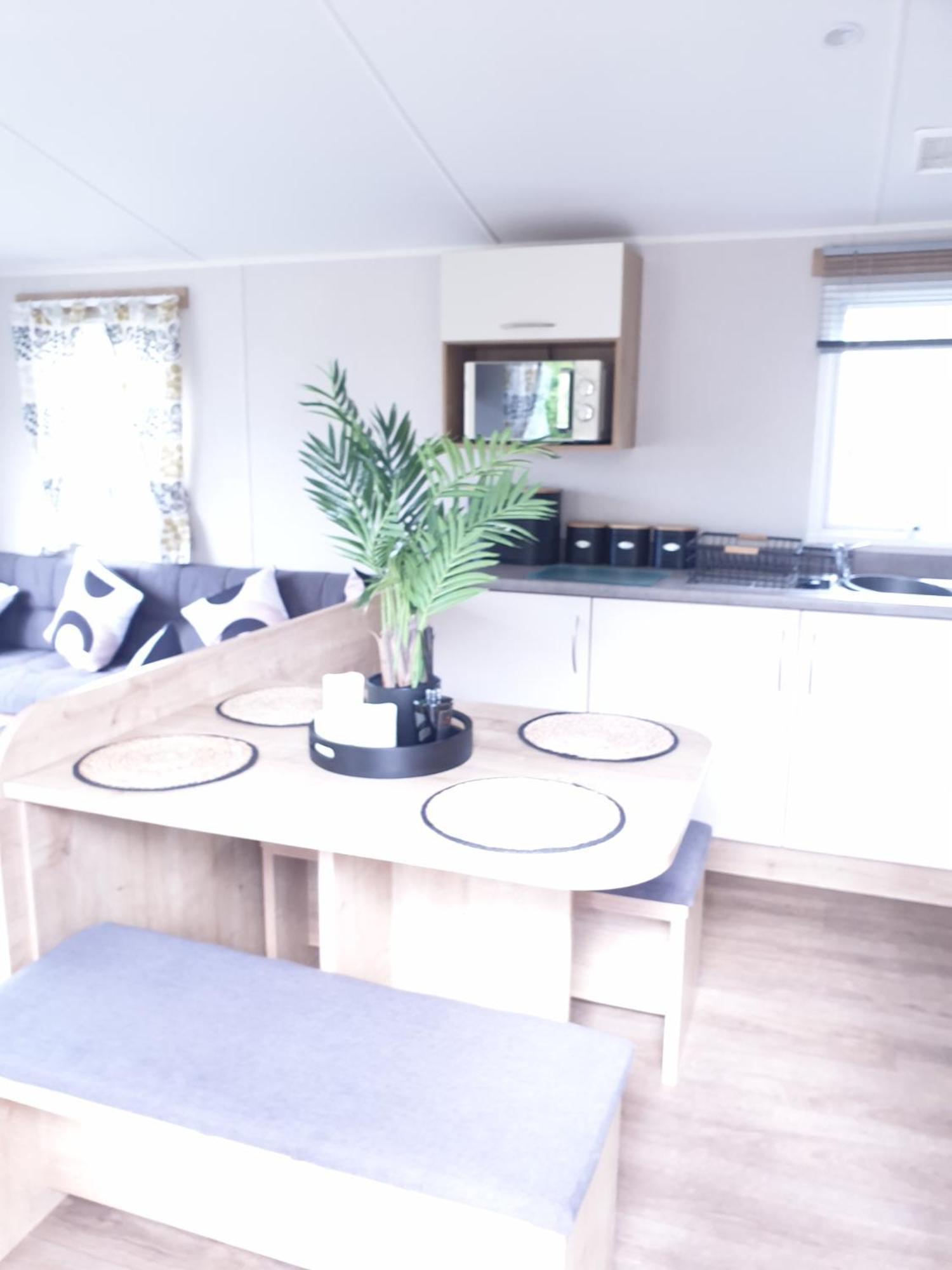16 Anglers Acre Luxury Hot Tub Break Tattershall Lakes Esterno foto